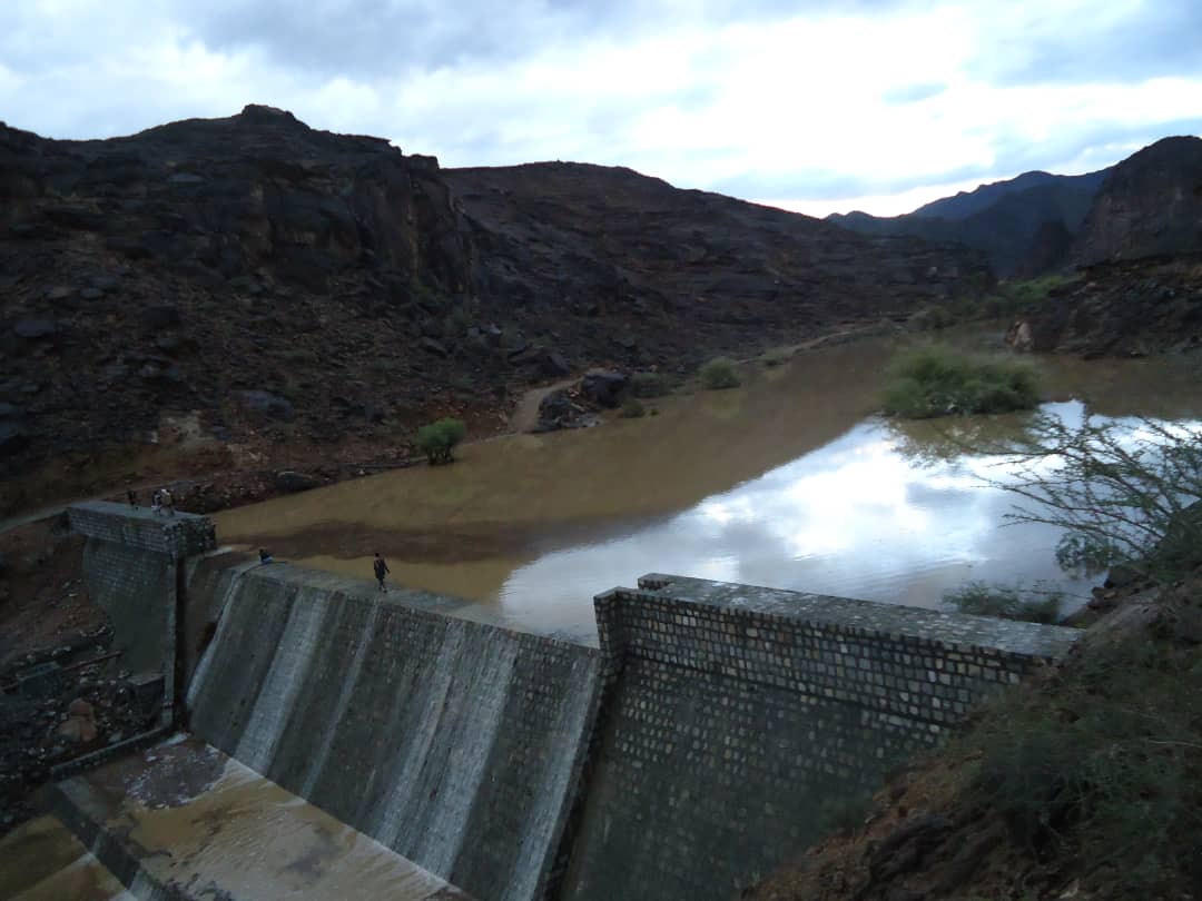 مشروع انشاء حاجز وادي دهمه خراب المراشي محافظة الجوف